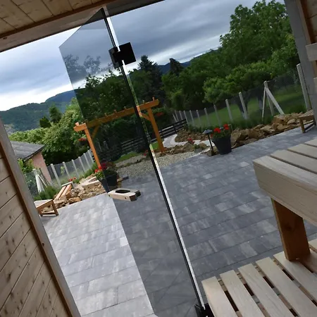 Woodpecker Villa *
