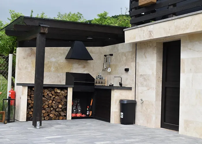 Villa Woodpecker *
